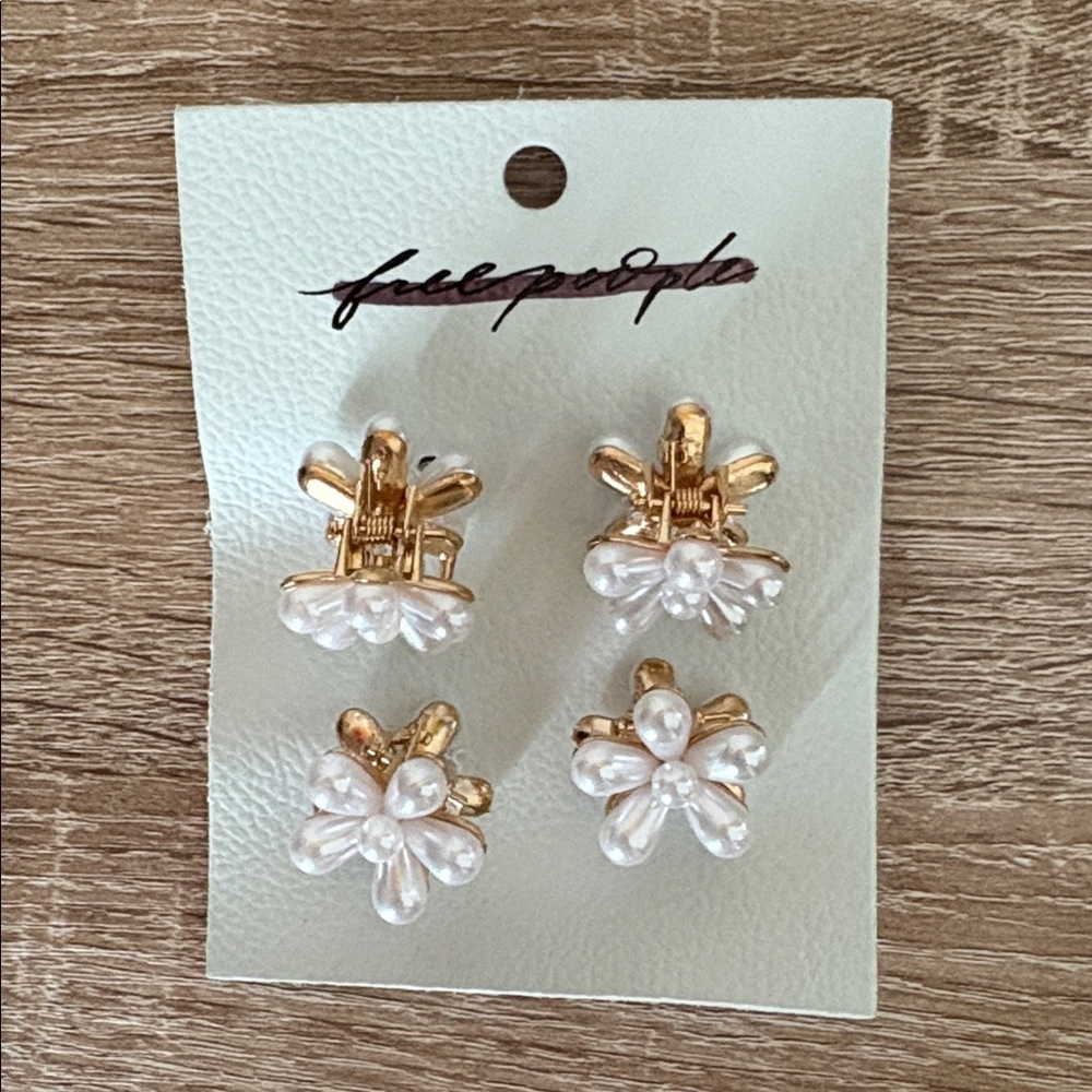 FREE PEOPLE Dahlias Daisy Mini Hair Clip Set NWT - Picture 5 of 7